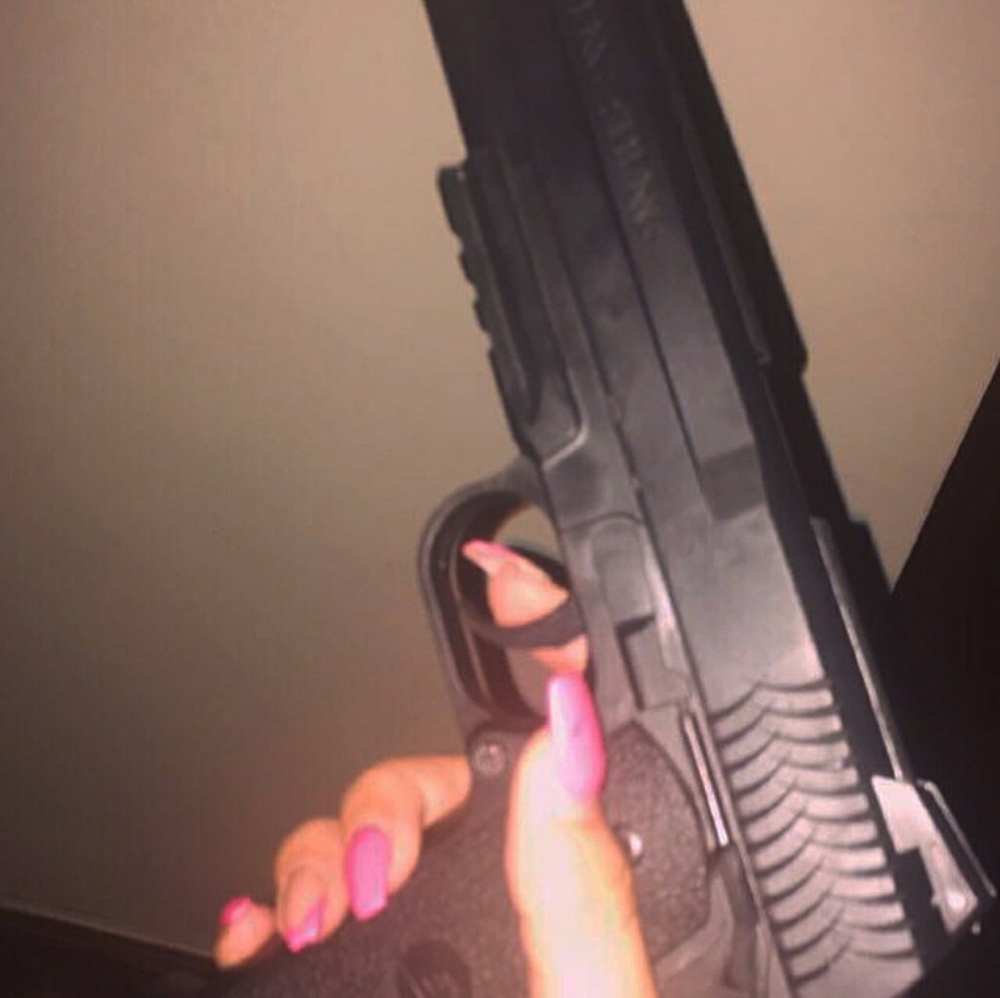 Meet your Posher, Leah